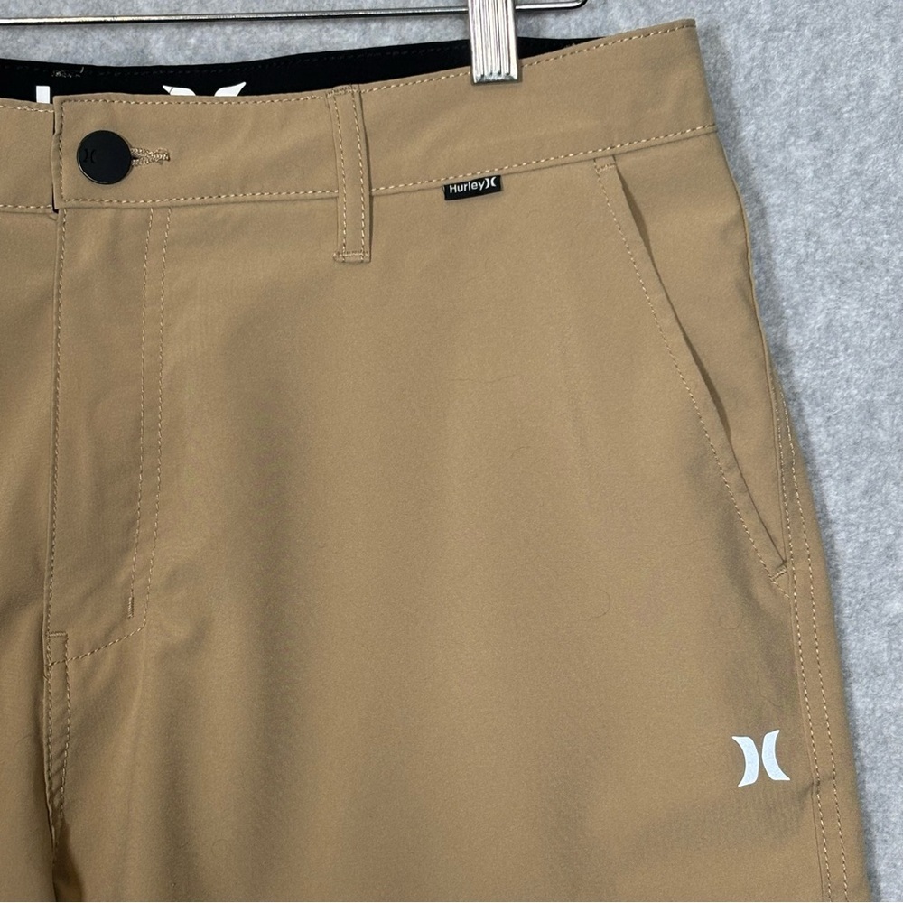 Hurley Quick Dry Classic Fit Hybrid Walking Shorts-Khaki-Men Size 36